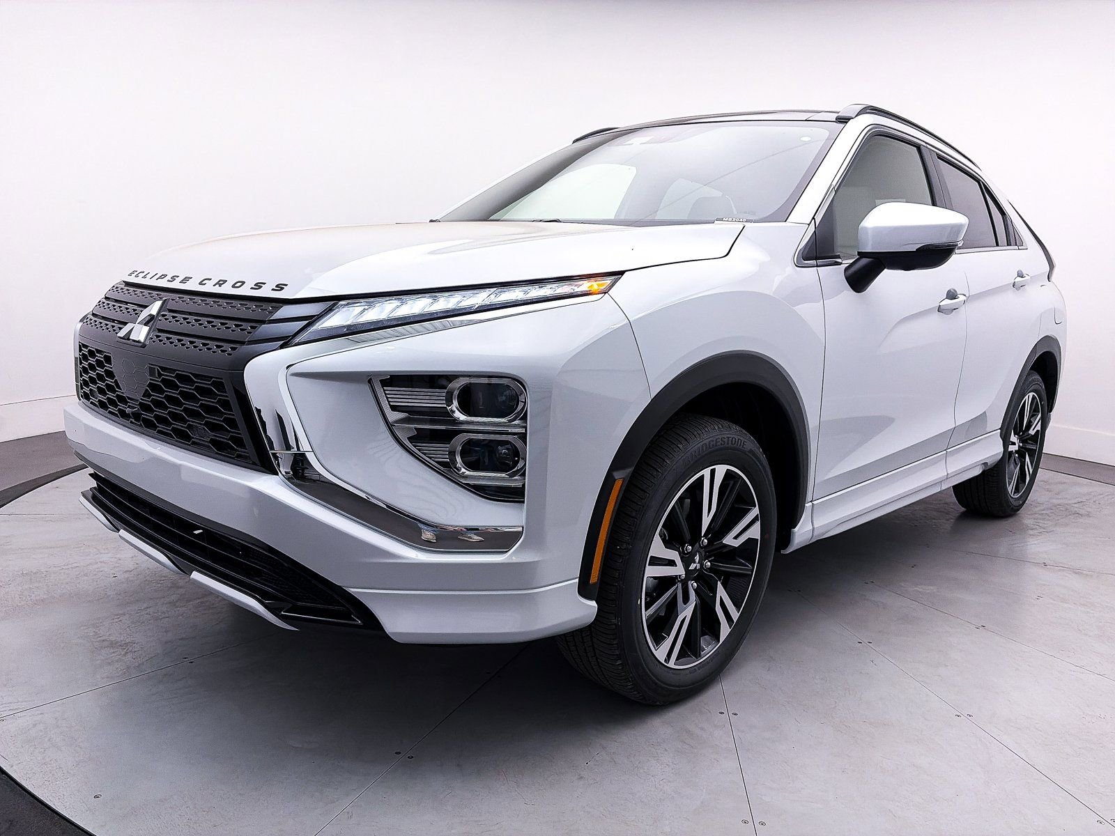 New 2026 Mitsubishi Eclipse Cross SEL image 3