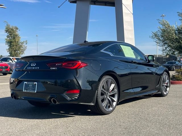 Certified 2022 INFINITI Q60 Red Sport 400 w/ Carbon Fiber Package RWD image 5