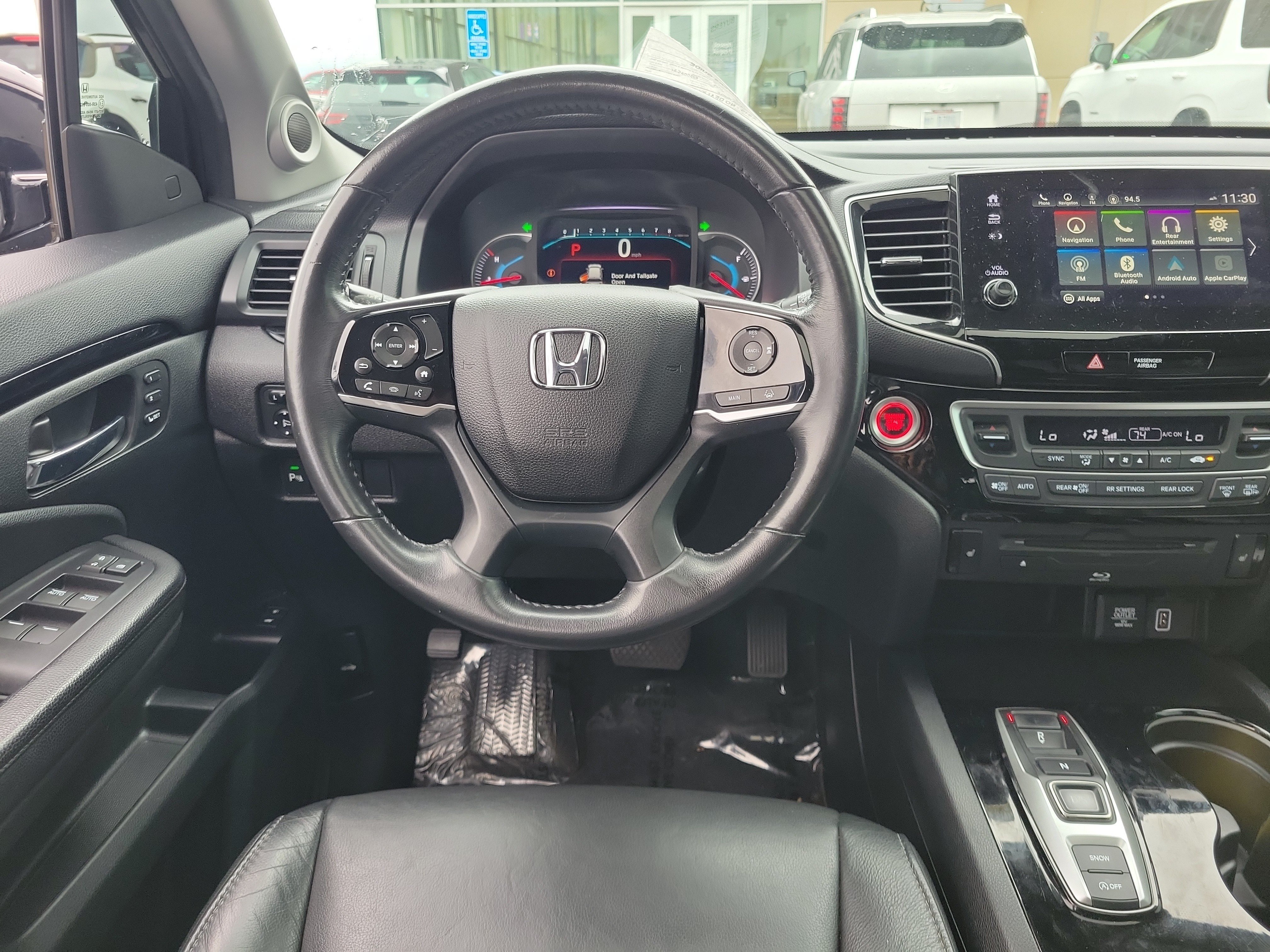 Used 2019 Honda Pilot Touring image 10