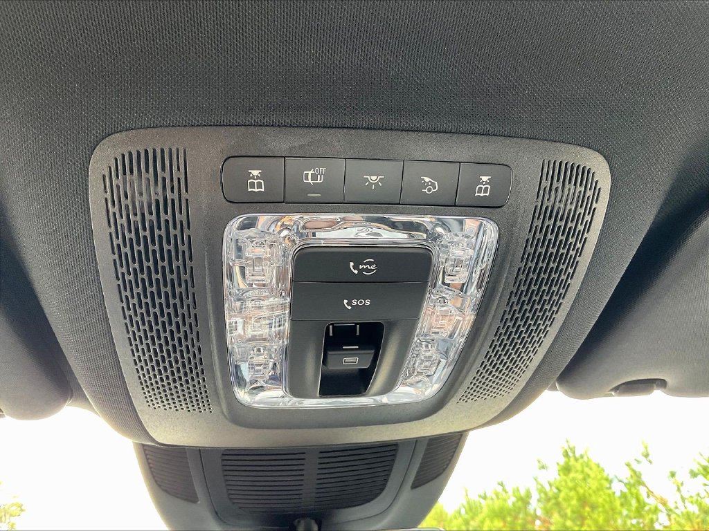 Certified 2025 Mercedes-Benz GLE 350 4MATIC image 17