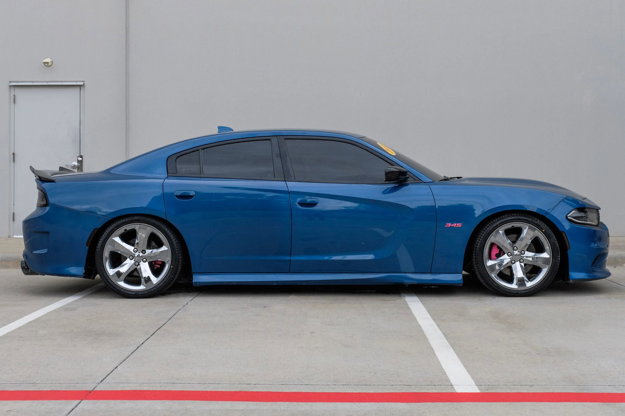 Used 2023 Dodge Charger R/T w/ Blacktop Package image 3