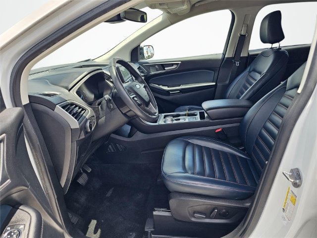 Used 2023 Ford Edge SEL w/ Sport Appearance Package AWD/4WD image 17