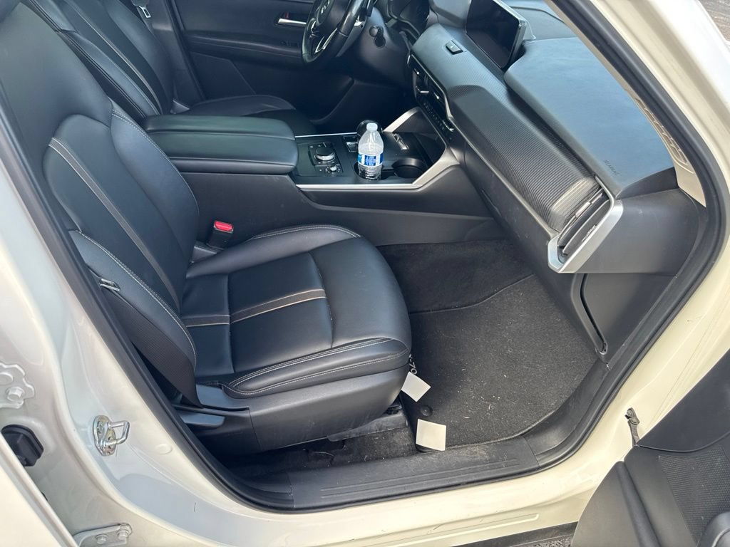 Used 2024 MAZDA CX-90 3.3 Turbo w/ Select Package AWD/4WD image 7