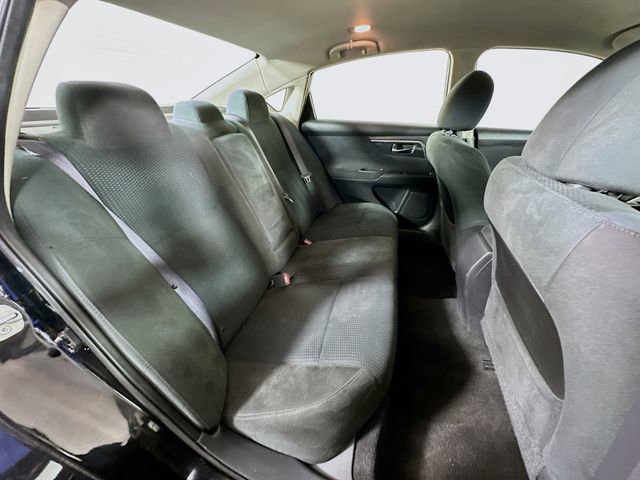 Used 2014 Nissan Altima 2.5 SV image 25