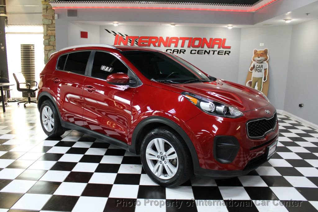 Used 2018 Kia Sportage LX w/ LX Popular Package image 2