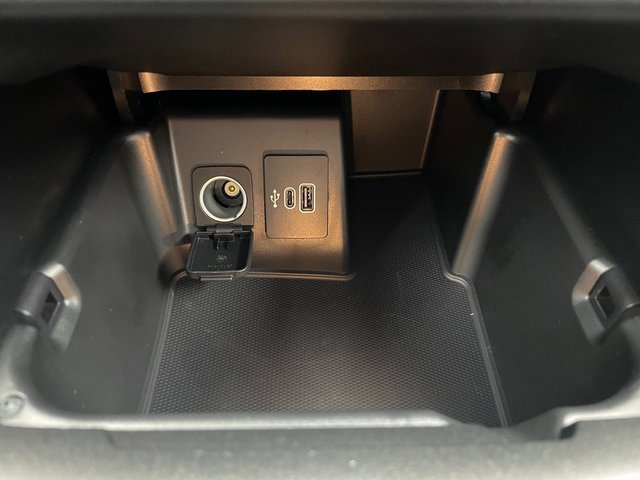 New 2025 Ford Explorer Active w/ Active Comfort Package image 30