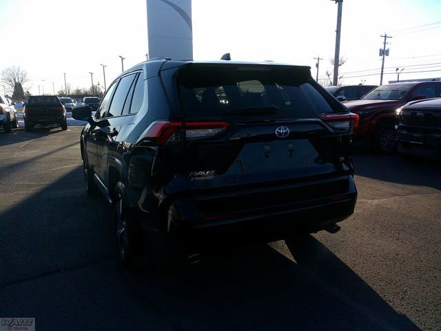 Used 2023 Toyota RAV4 SE w/ Weather & Moonroof Package image 3