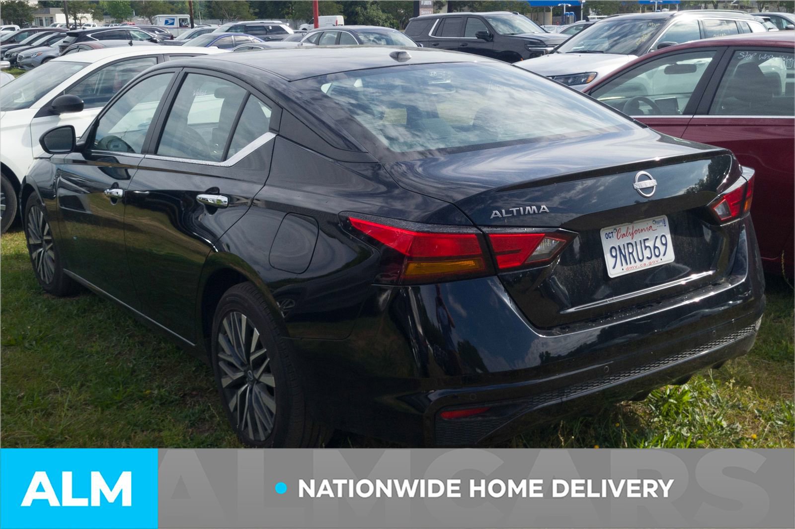 Used 2025 Nissan Altima 2.5 SV FWD image 5