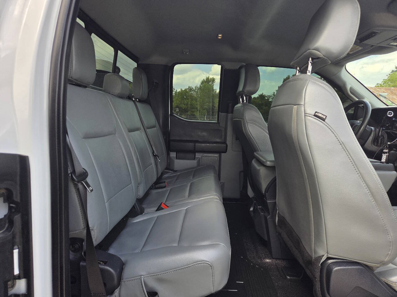 Used 2024 Ford F550 4x4 SuperCab Super Duty image 17