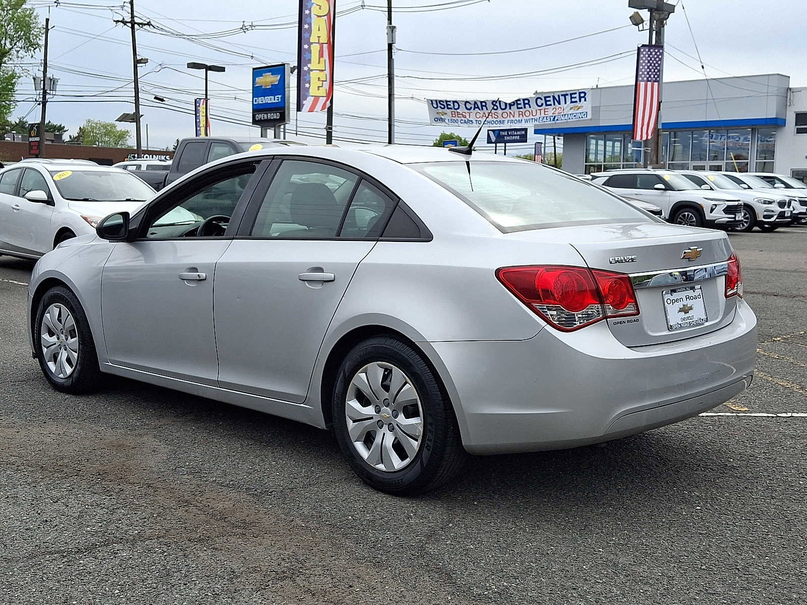 Used 2013 Chevrolet Cruze LS FWD image 5