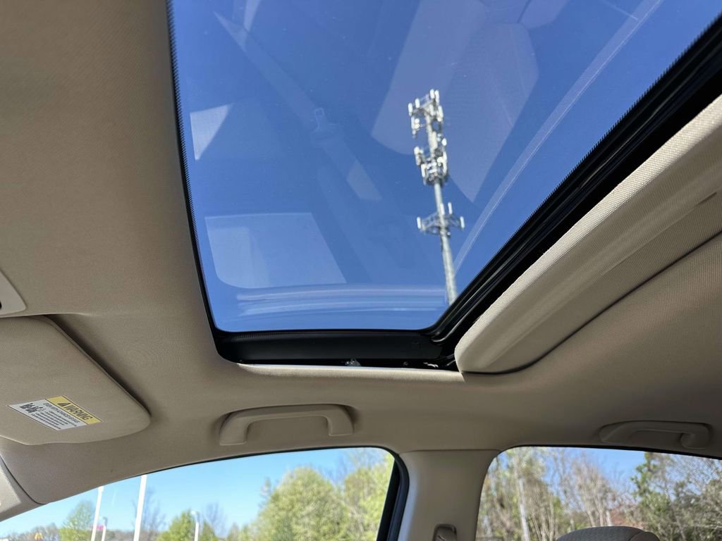 Used 2015 Honda CR-V EX image 18