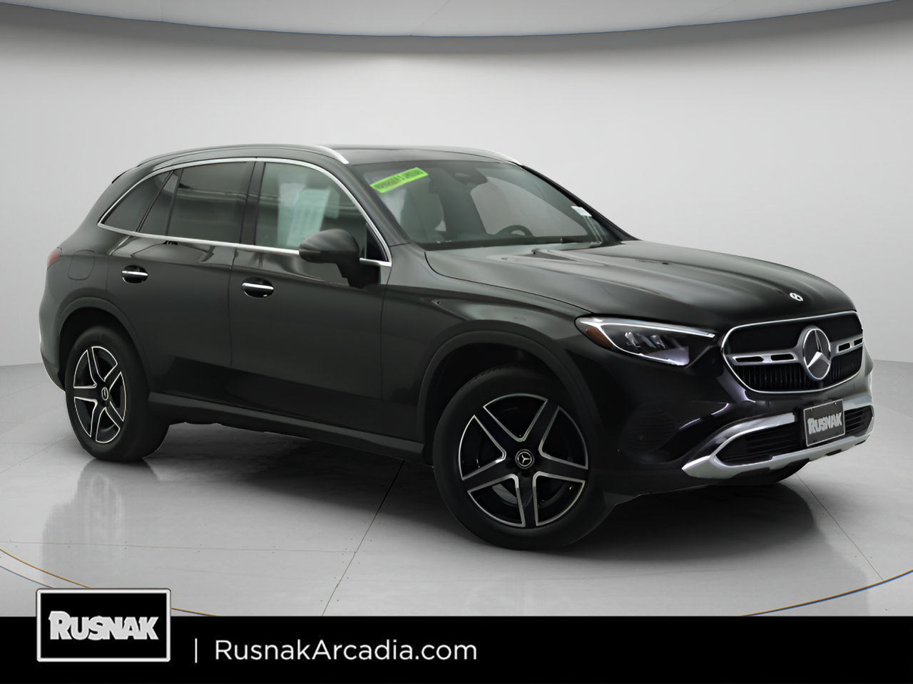 Used 2026 Mercedes-Benz GLC 300 image 1