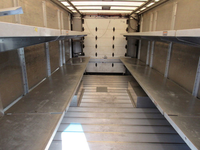 Used 2019 Ford E-450 and Econoline 450 Super Duty RWD image 16