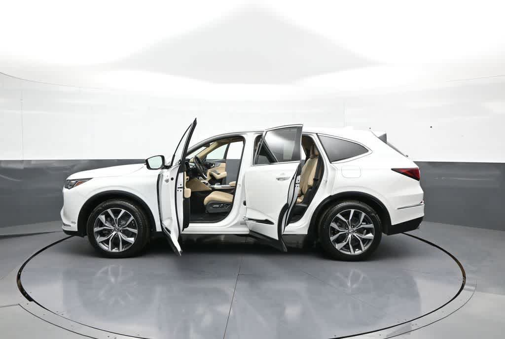 Certified 2024 Acura MDX w/ Technology Package AWD/4WD image 45