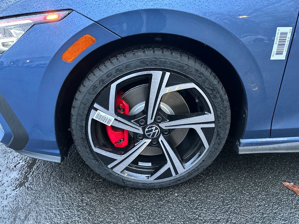 New 2026 Volkswagen GTI SE image 2