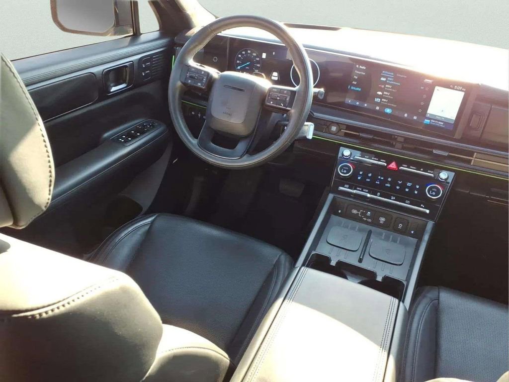 Used 2024 Hyundai Santa Fe Calligraphy image 11