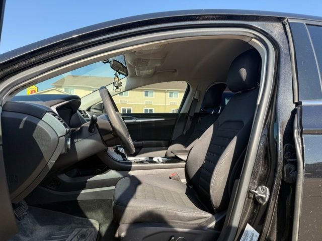 Used 2013 Ford Fusion SE FWD image 9