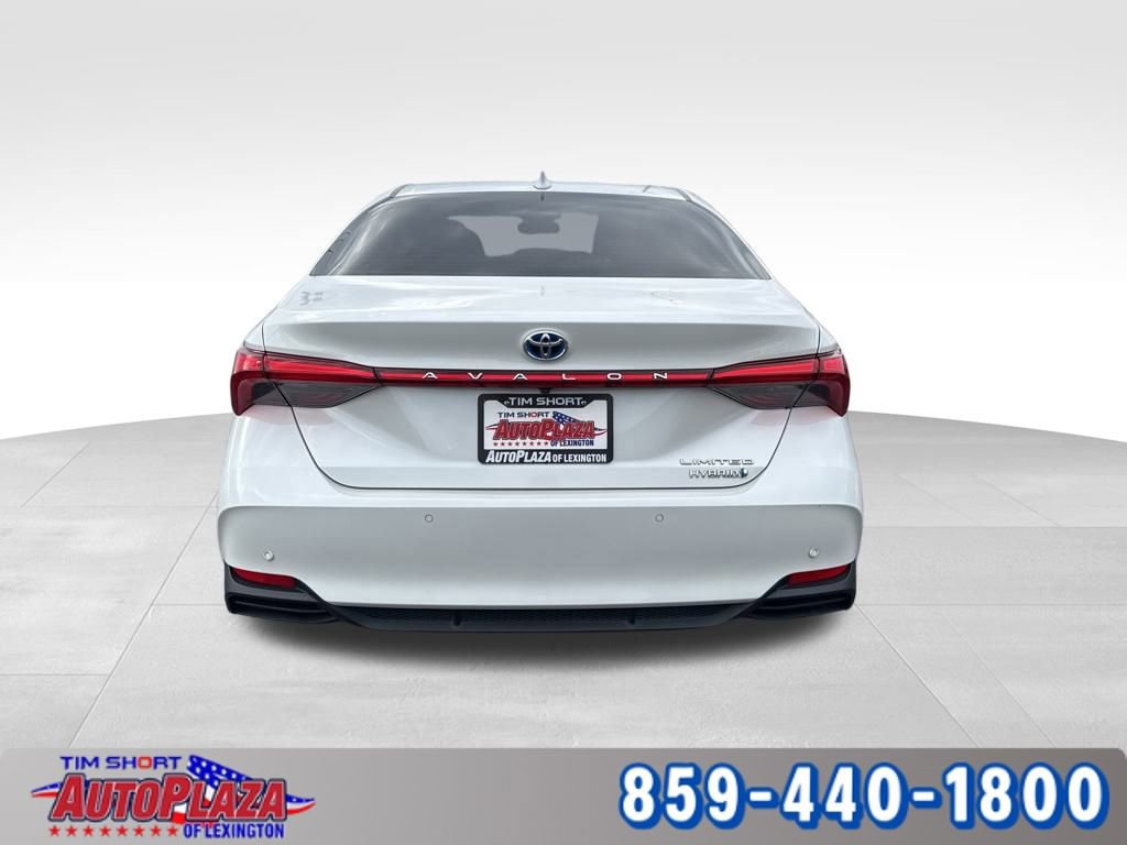 Used 2021 Toyota Avalon Limited w/ Advanced Safety Package image 4