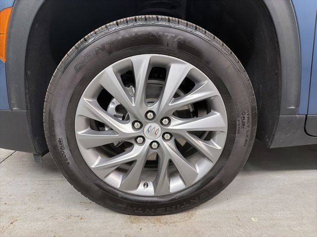 Used 2025 Buick Enclave Preferred image 11