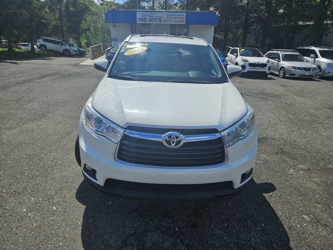 Used 2015 Toyota Highlander XLE AWD/4WD image 10