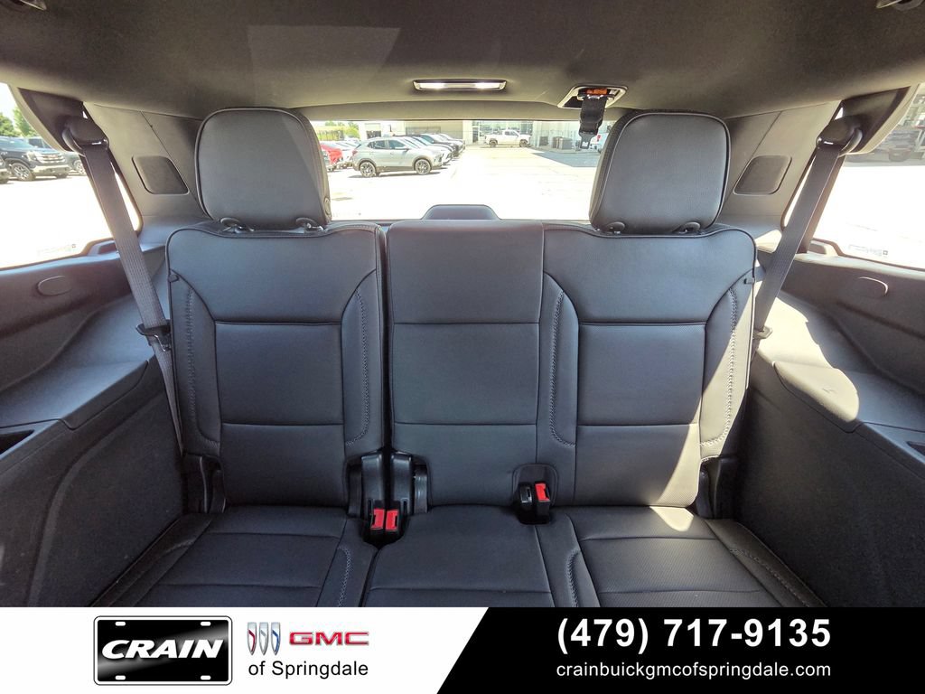 Used 2024 GMC Yukon Denali AWD/4WD image 25