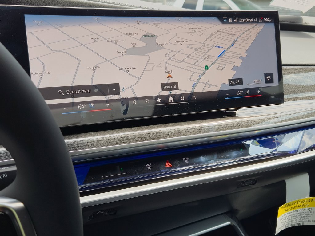 New 2026 BMW 750e xDrive w/ Premium Package image 13