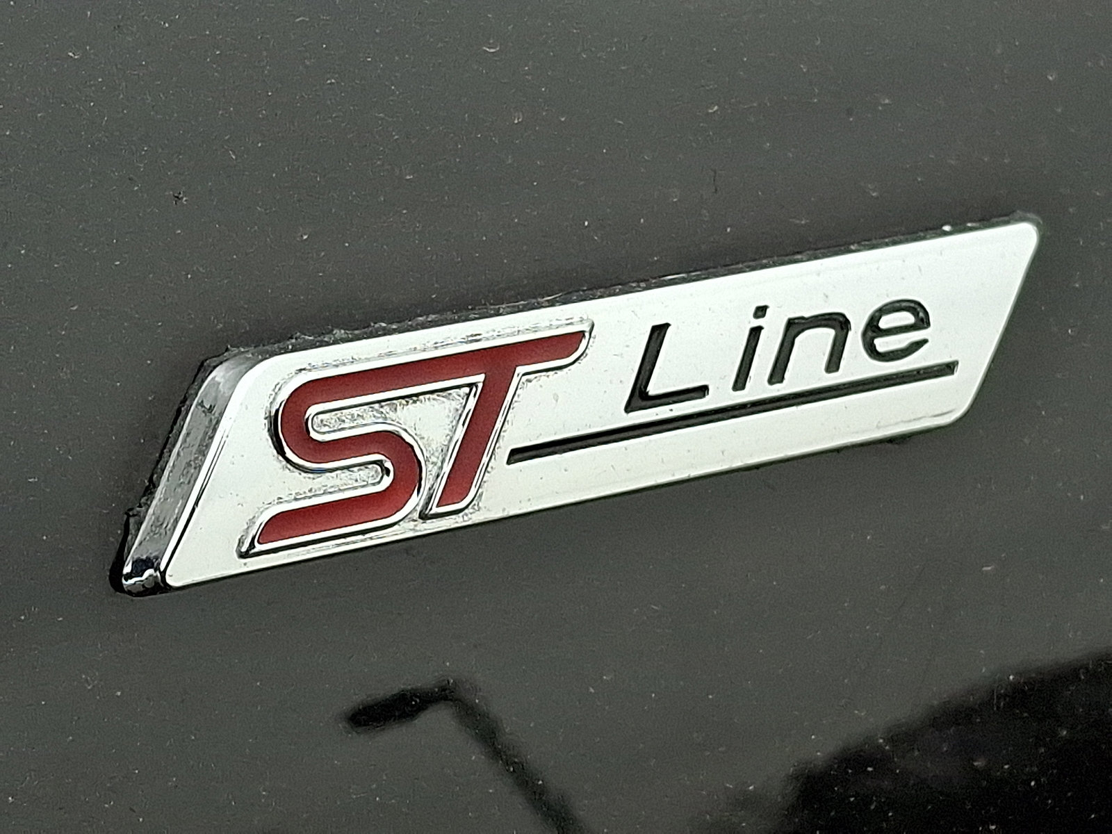 Used 2022 Ford Explorer ST-Line image 32