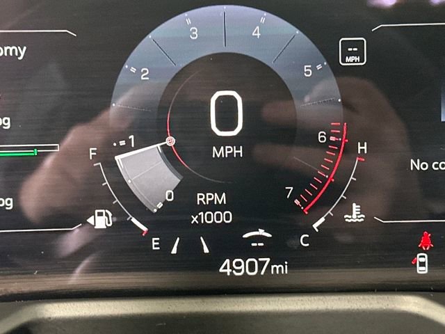 New 2025 GMC Acadia Elevation w/ Elevation Premium Package image 18