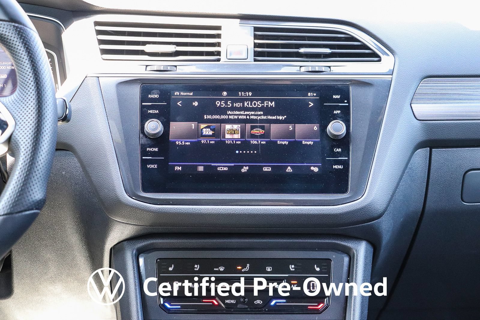 Used 2024 Volkswagen Tiguan SEL R-Line AWD/4WD image 15