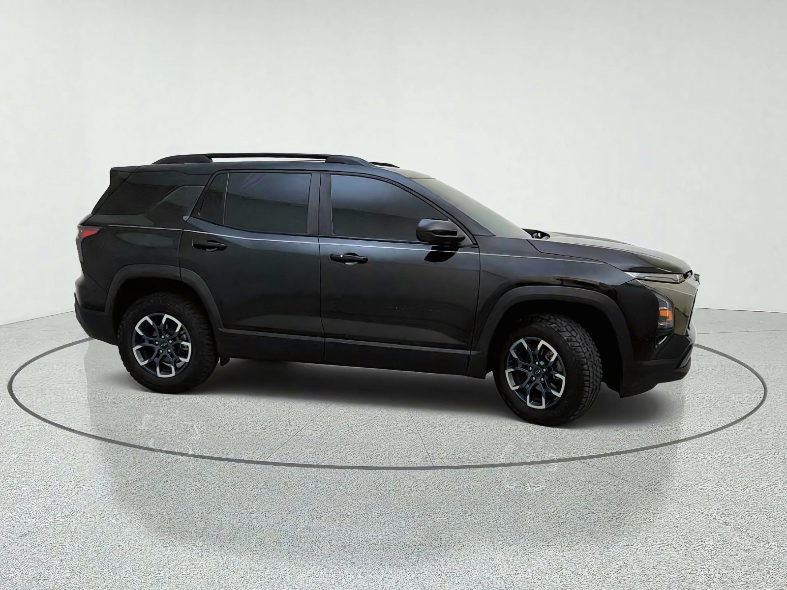 Used 2025 Chevrolet Equinox ACTIV w/ Safety and Technology Package AWD/4WD image 6