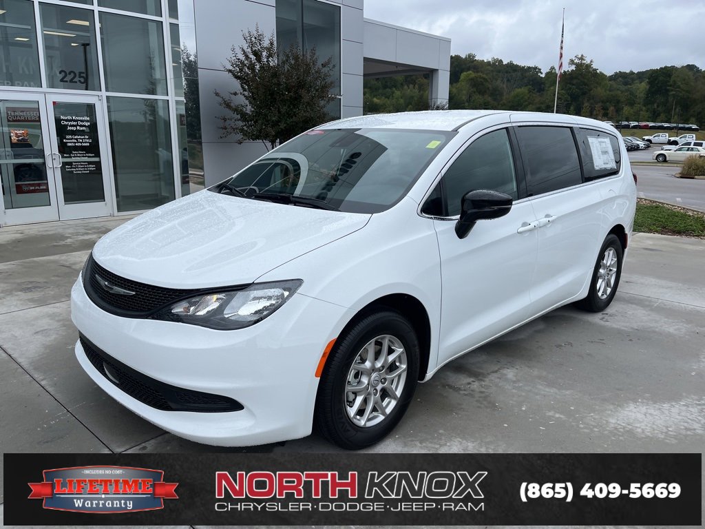 New 2026 Chrysler Voyager LX