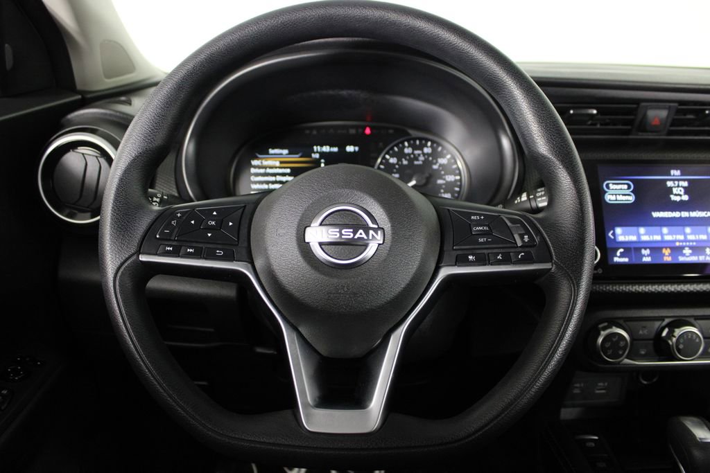 Certified 2023 Nissan Kicks SV FWD image 10