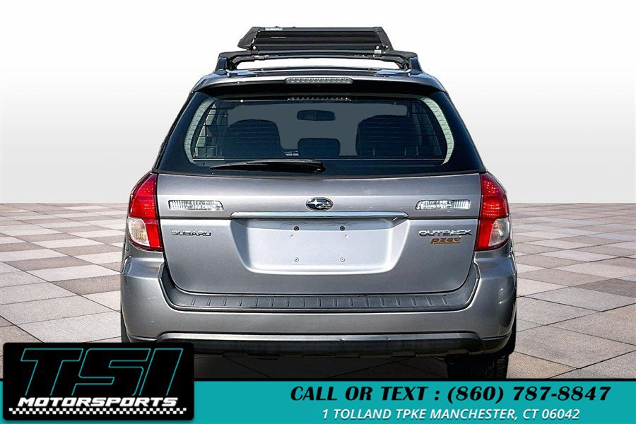 Used 2009 Subaru Outback 2.5i Special Edition AWD/4WD image 4