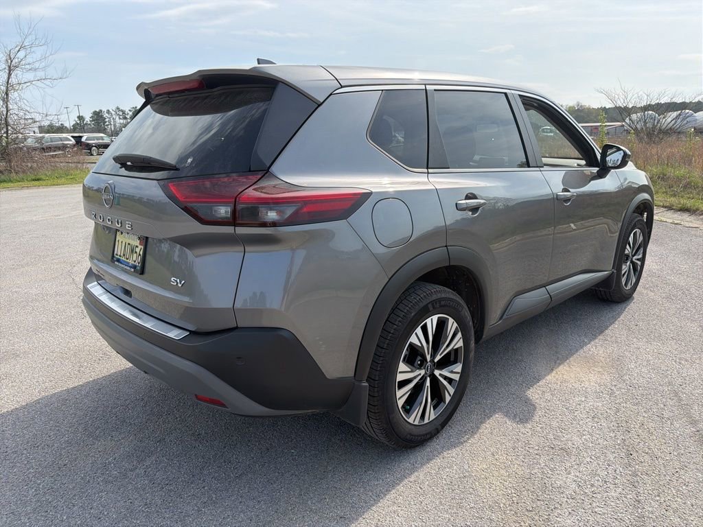 Used 2022 Nissan Rogue SV image 7