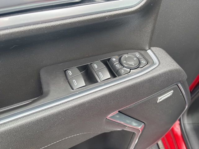 Used 2025 GMC Sierra 3500 SLT w/ SLT Premium Package AWD/4WD image 14