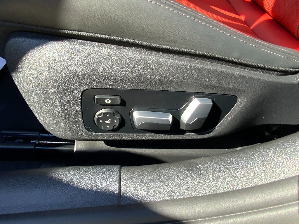 Used 2025 BMW 840i w/ M Sport Professional Package image 14