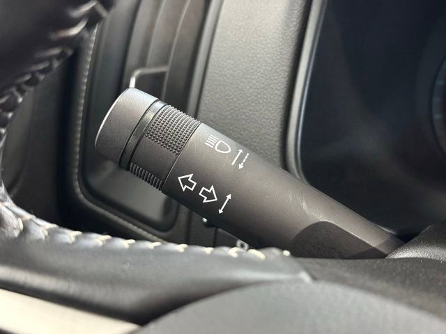 Used 2018 GMC Canyon Denali image 24