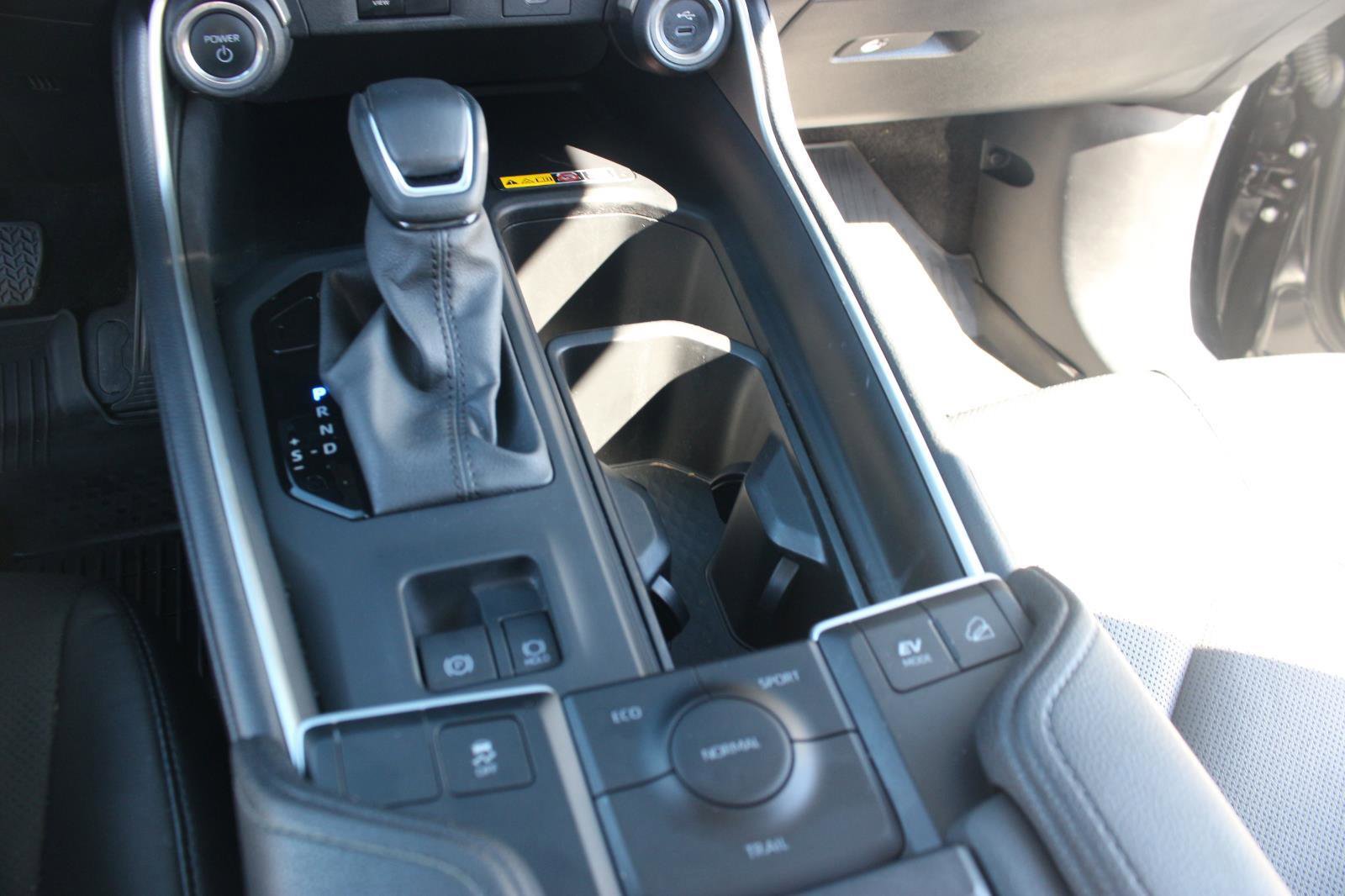 Used 2024 Toyota Grand Highlander Limited image 30