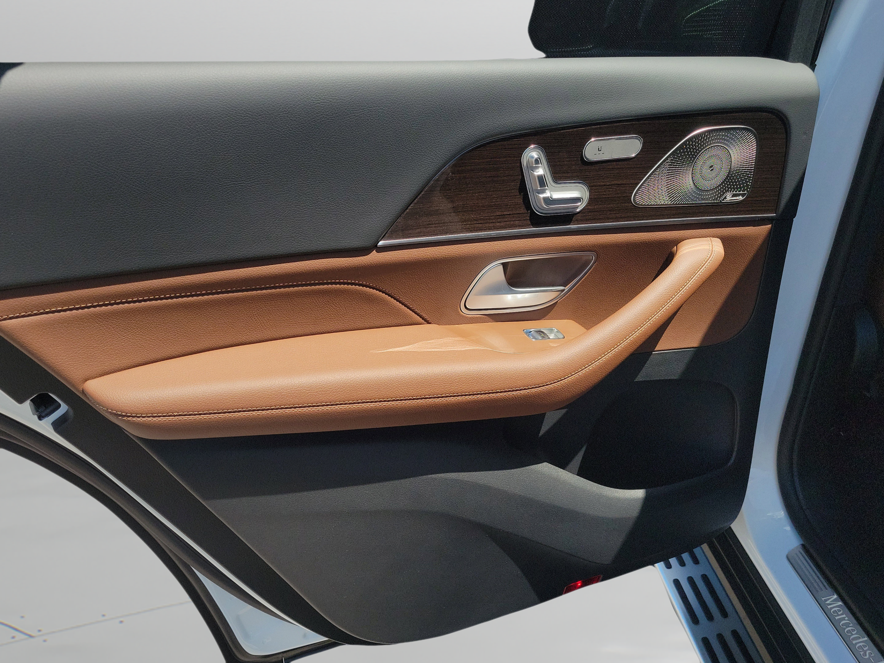 New 2026 Mercedes-Benz GLS 450 4MATIC image 7