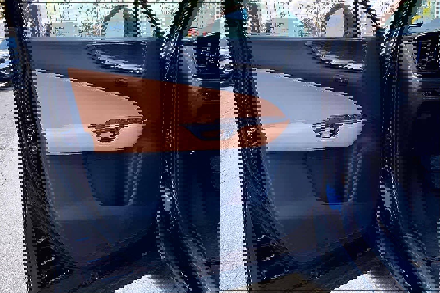 Used 2025 Lexus NX 350h AWD w/ Cold Area Package image 21