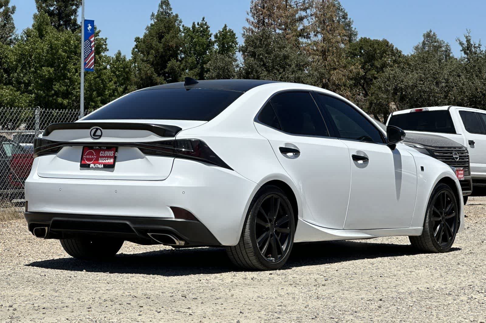 Used 2018 Lexus IS 300 F Sport RWD image 3