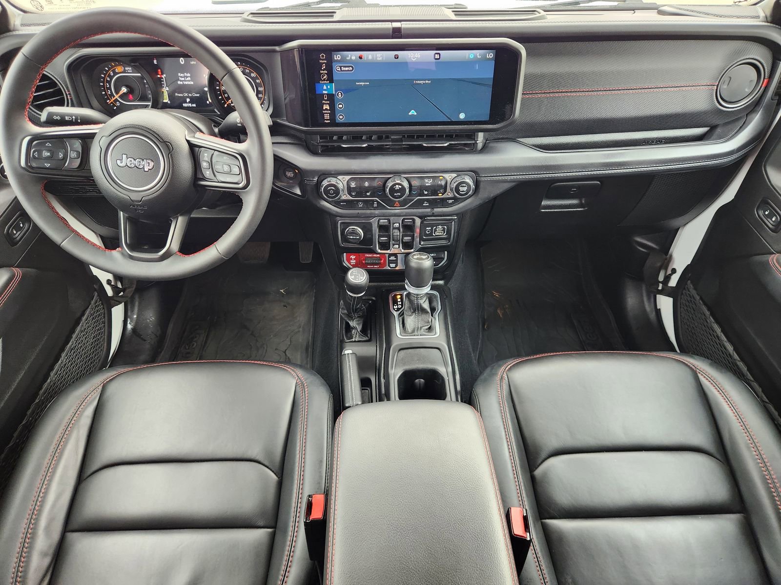Used 2024 Jeep Wrangler Unlimited Rubicon w/ Technology Group AWD/4WD image 26