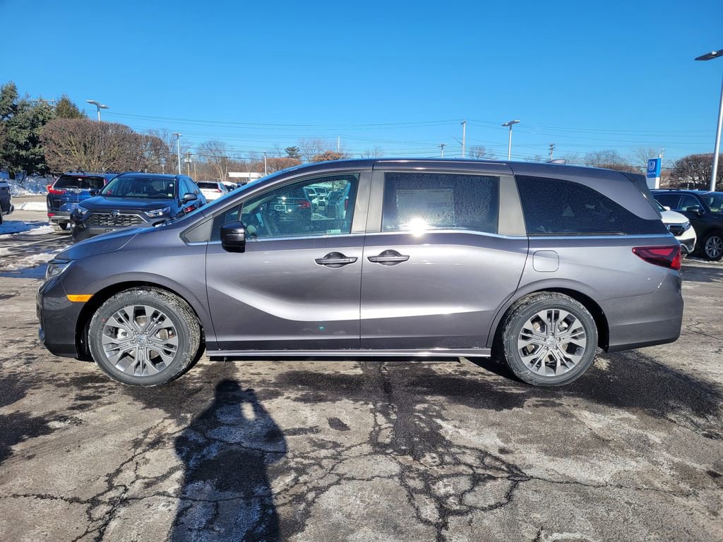 New 2026 Honda Odyssey Touring image 8