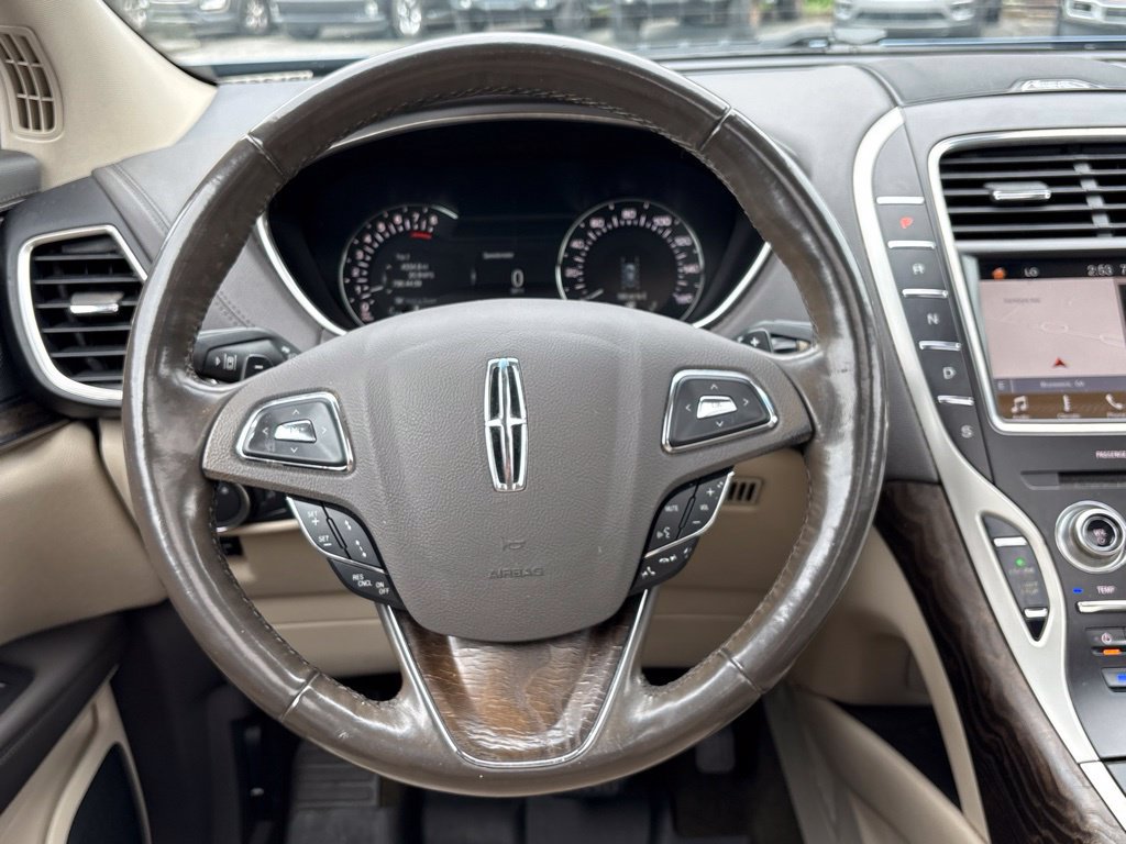 Used 2018 Lincoln MKX Reserve w/ Driver Assistance Package AWD/4WD image 22