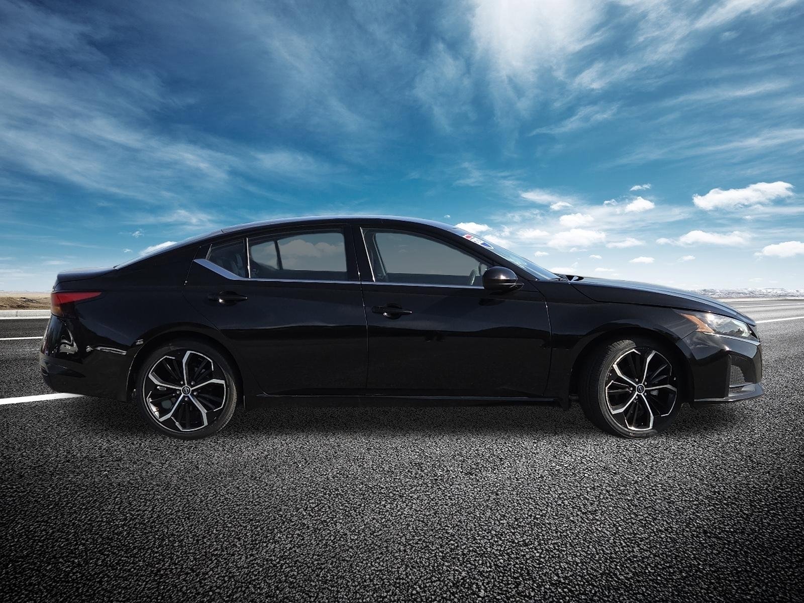 Used 2023 Nissan Altima 2.5 SR image 18