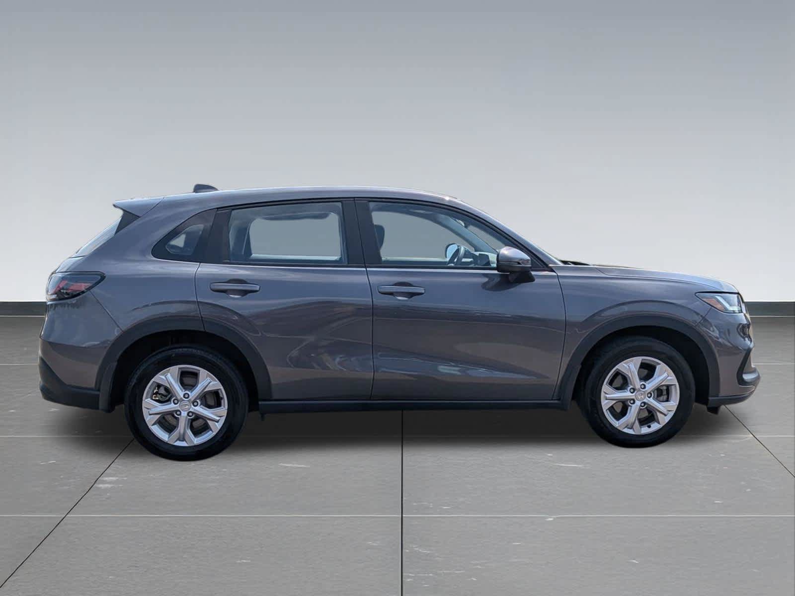 Certified 2023 Honda HR-V LX image 6