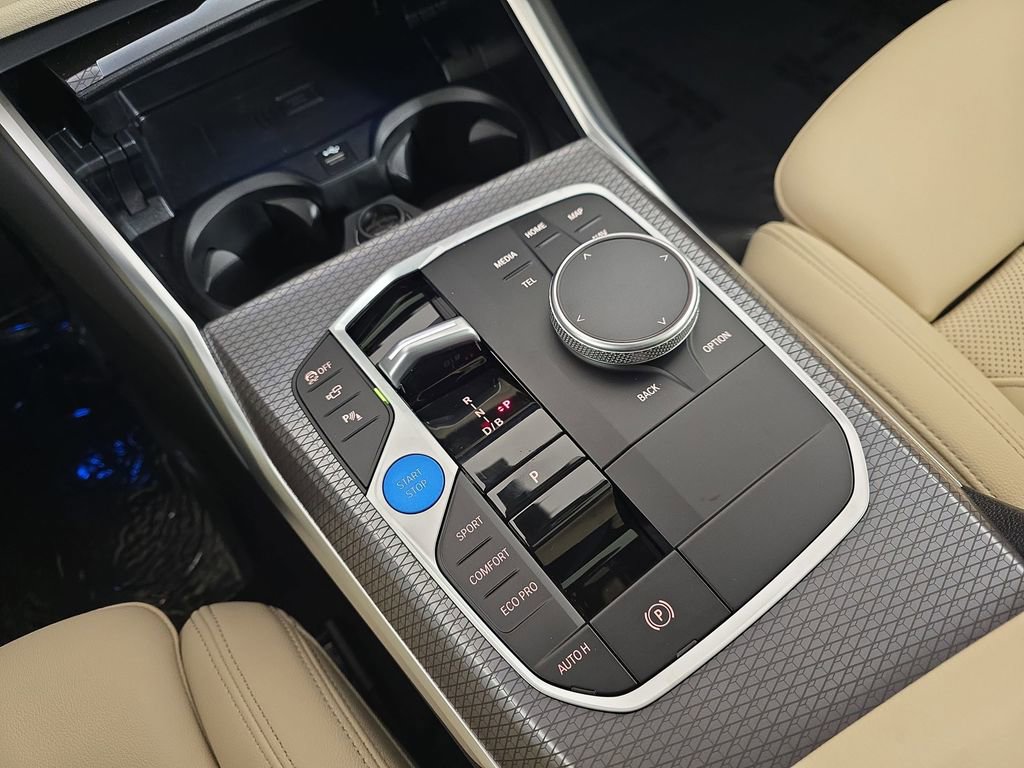 New 2026 BMW i4 xDrive40i w/ Premium Package image 25