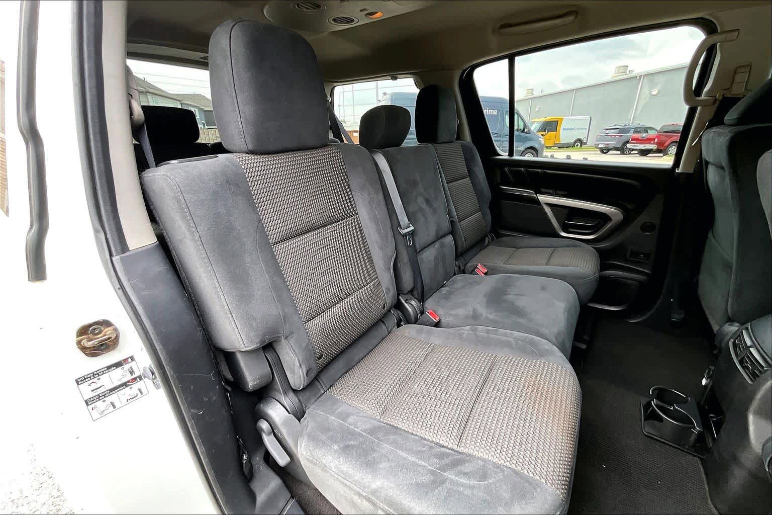 Used 2015 Nissan Armada SV w/ SV Driver Package RWD image 20