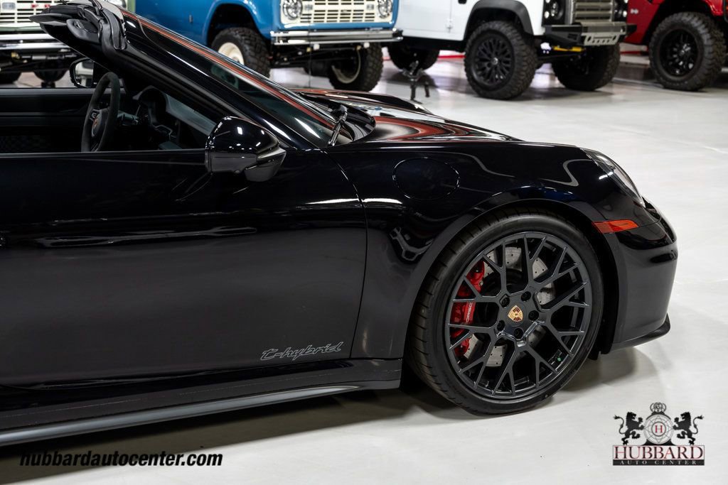 Used 2026 Porsche 911 Targa 4 GTS AWD/4WD image 32