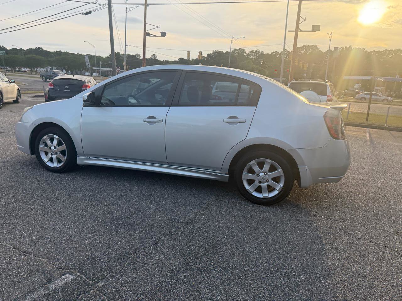 Used 2012 Nissan Sentra 2.0 SR FWD image 21
